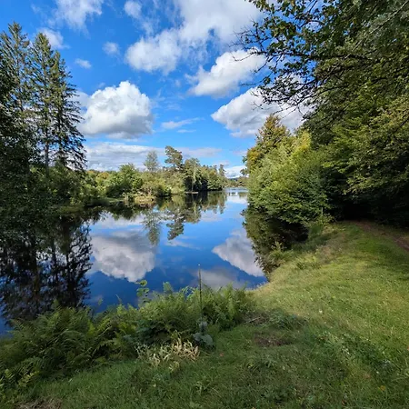 Schoentalweiher アパート *